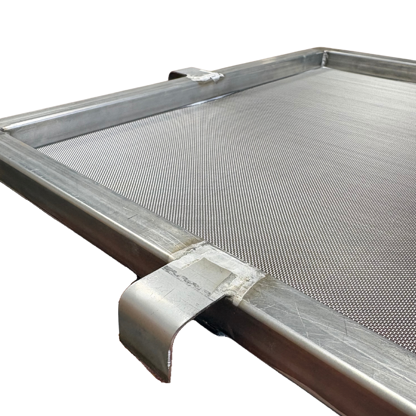 Welded tube-steel basket frame, mesh on bottom, 4 fixed mounting tabs.
